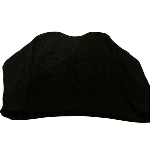 American Eagle Oversized Black Knitted Sweater size Medium in Womens - Picture 2 of 3